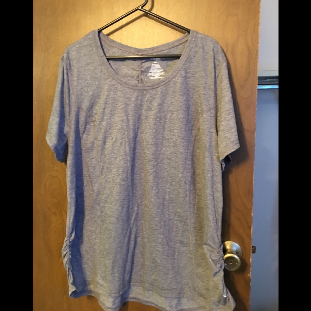 Danskin Now T-shirt